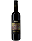 Tua Rita Redigaffi IGT Toscana 2018 Rotwein in einem Glas, dunkle Rotweinfarbe, elegantes Weinaroma sichtbar im Bild.